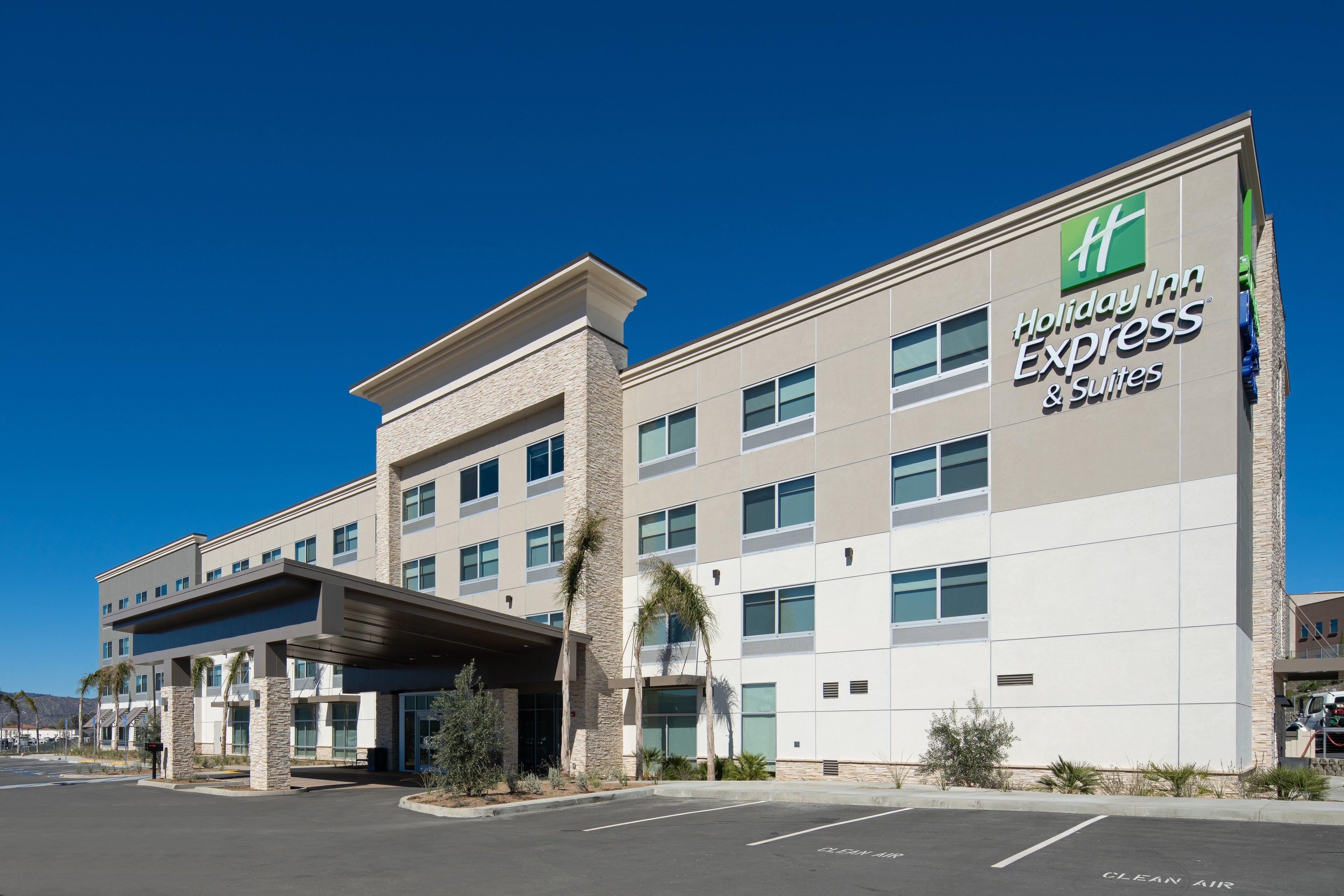 Holiday Express & - By Ihg Murrieta